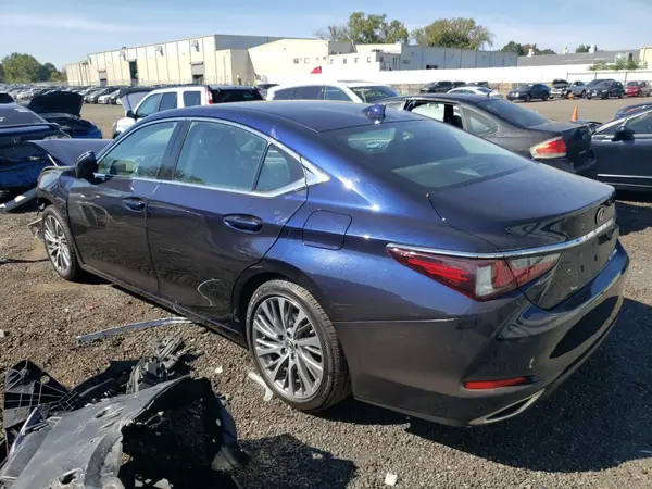 58ABZ1B16KU049472 2019 LEXUS ES - Image 2