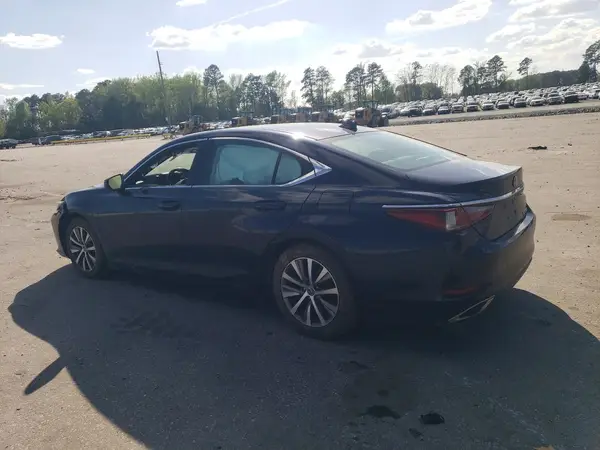 58ABZ1B17KU001687 2019 LEXUS ES - Image 2