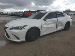 58ABZ1B17KU004931 2019 LEXUS ES