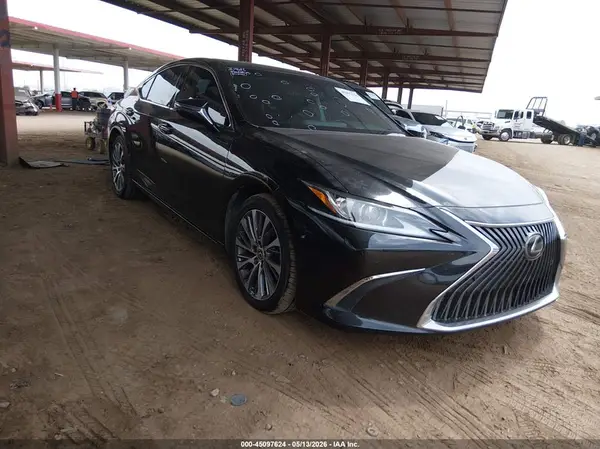 58ABZ1B17KU008722 2019 LEXUS ES - Image 1
