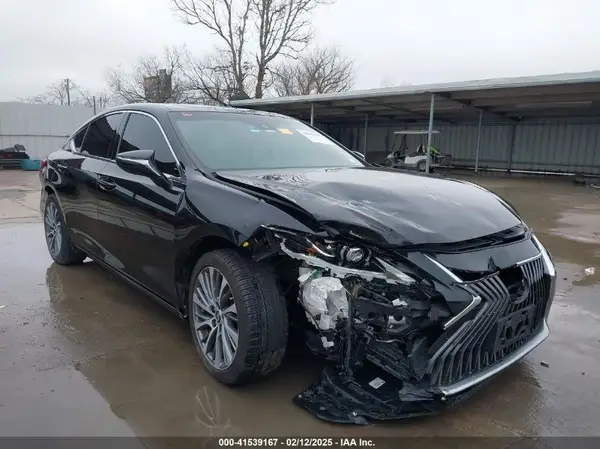 58ABZ1B17KU012656 2019 LEXUS ES - Image 1