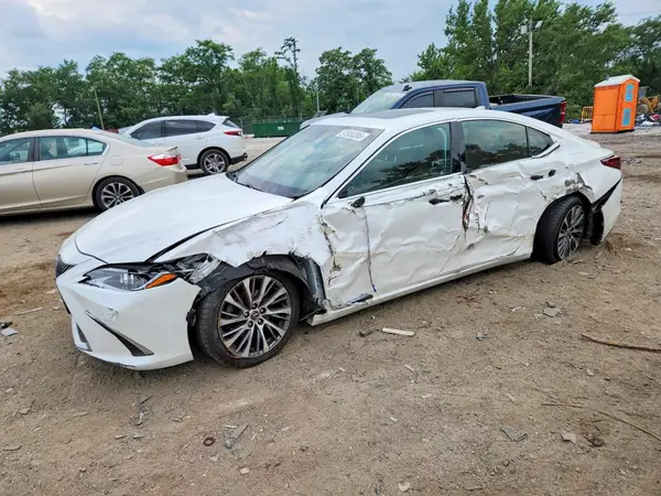 58ABZ1B17KU014200 2019 LEXUS ES - Image 1