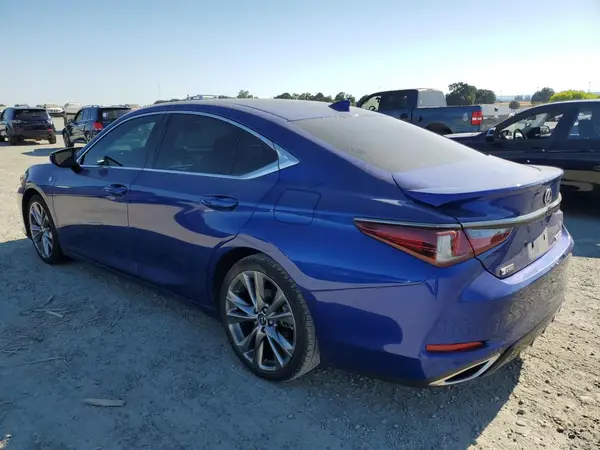 58ABZ1B17KU015864 2019 LEXUS ES - Image 2