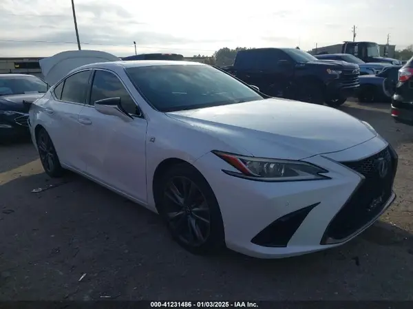 58ABZ1B17KU023446 2019 LEXUS ES - Image 1