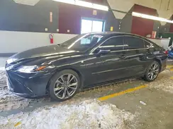 58ABZ1B17KU028811 2019 LEXUS ES