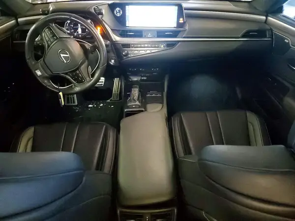 58ABZ1B17KU028811 2019 LEXUS ES - Image 8