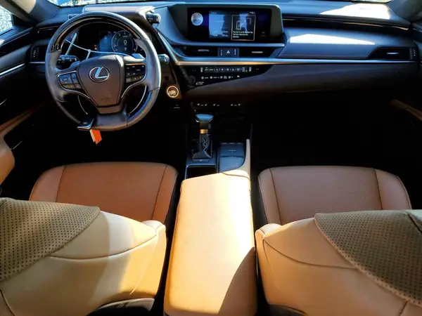 58ABZ1B17KU030137 2019 LEXUS ES - Image 8