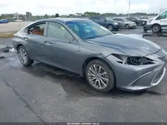 58ABZ1B17KU031045 2019 LEXUS ES