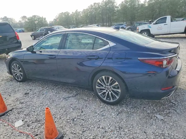 58ABZ1B17KU046015 2019 LEXUS ES - Image 2