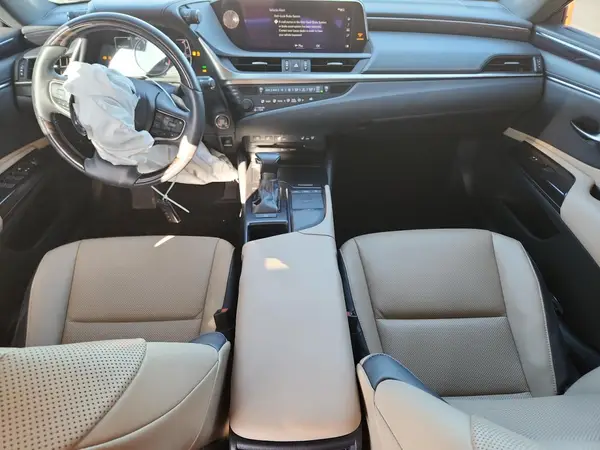 58ABZ1B18KU003769 2019 LEXUS ES - Image 8