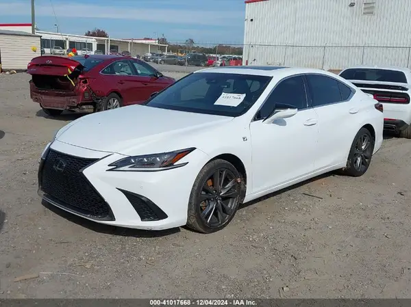 58ABZ1B18KU005148 2019 LEXUS ES - Image 2