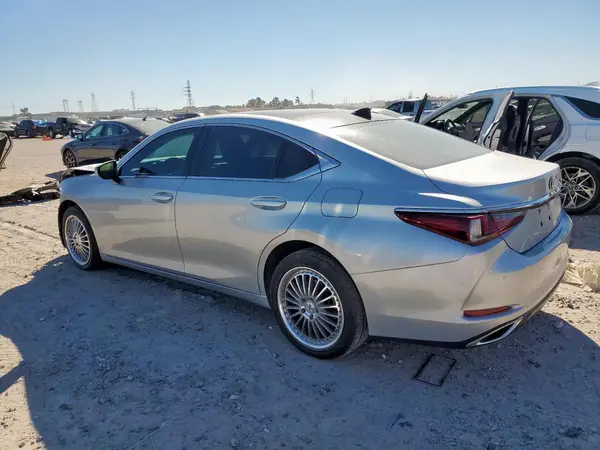 58ABZ1B18KU008891 2019 LEXUS ES - Image 2