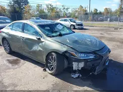 58ABZ1B18KU009801 2019 LEXUS ES