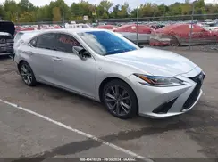 58ABZ1B18KU012939 2019 LEXUS ES