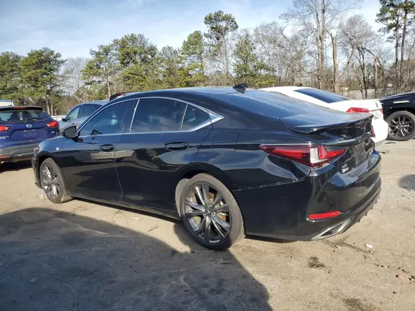 58ABZ1B18KU015162 2019 LEXUS ES - Image 2