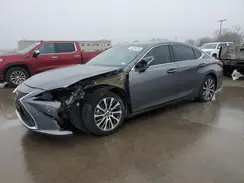 58ABZ1B18KU017638 2019 LEXUS ES