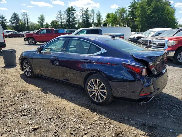 58ABZ1B18KU020524 2019 LEXUS ES - Image 2