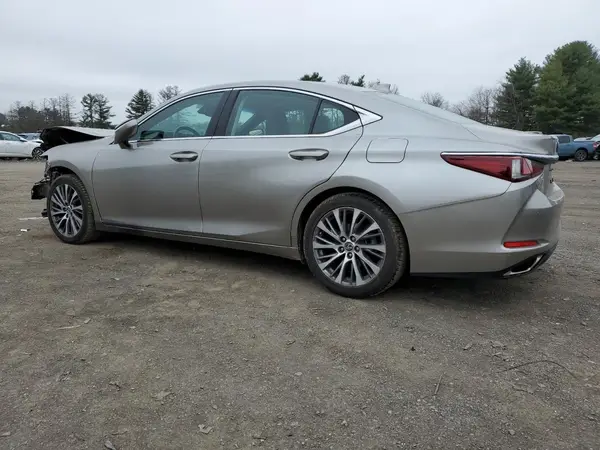 58ABZ1B18KU025741 2019 LEXUS ES - Image 2