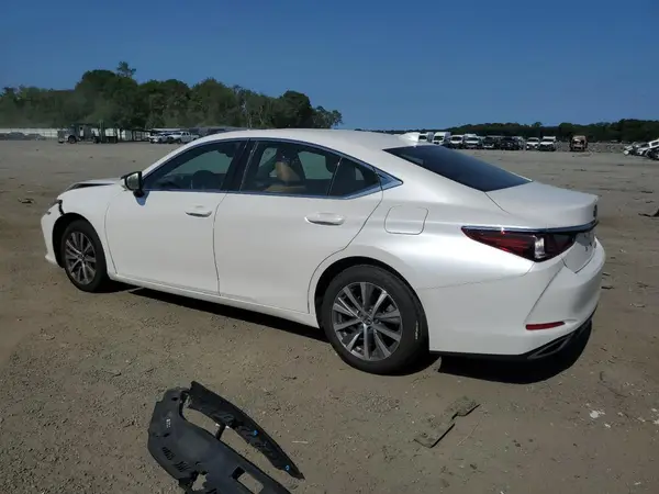 58ABZ1B18KU035539 2019 LEXUS ES - Image 2
