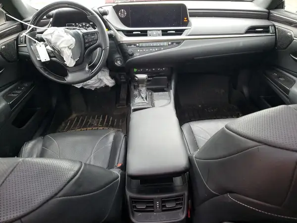58ABZ1B18KU047819 2019 LEXUS ES - Image 8