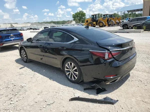 58ABZ1B18KU050686 2019 LEXUS ES - Image 2