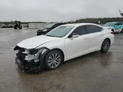 58ABZ1B18KU051093 2019 LEXUS ES