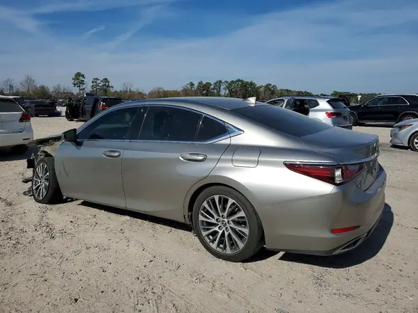 58ABZ1B19KU002419 2019 LEXUS ES - Image 2