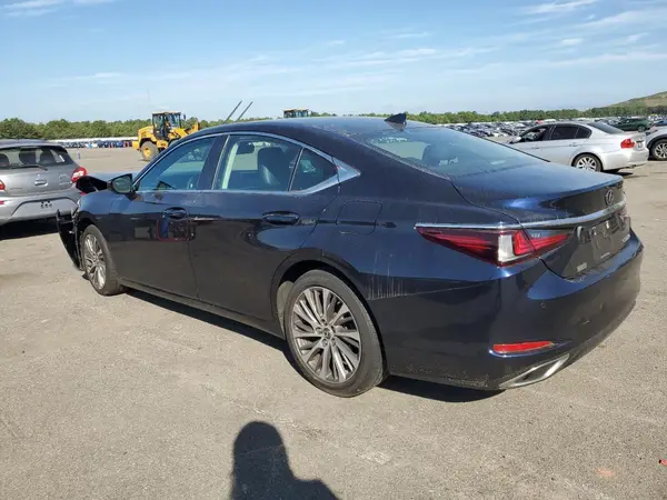 58ABZ1B19KU012111 2019 LEXUS ES - Image 2