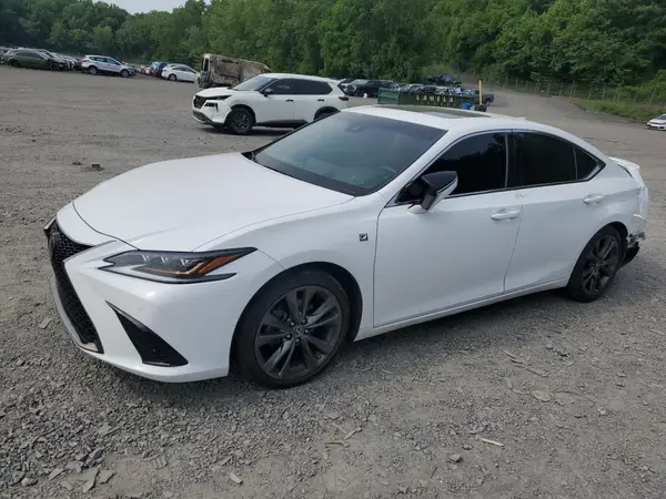 58ABZ1B19KU013484 2019 LEXUS ES - Image 1