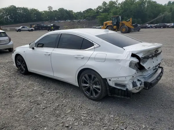 58ABZ1B19KU013484 2019 LEXUS ES - Image 2