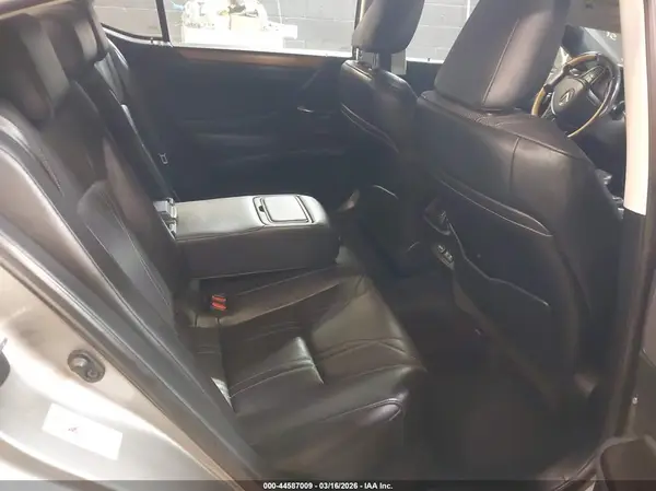 58ABZ1B19KU015879 2019 LEXUS ES - Image 8