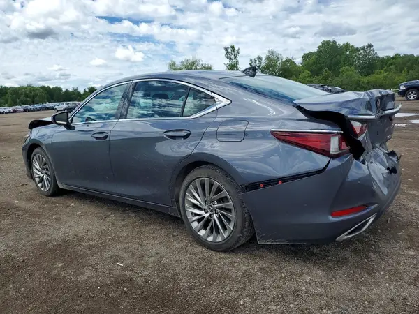 58ABZ1B19KU021875 2019 LEXUS ES - Image 2
