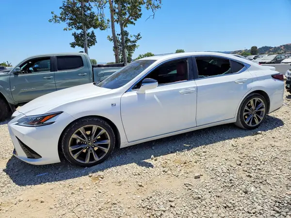 58ABZ1B19KU025988 2019 LEXUS ES - Image 1