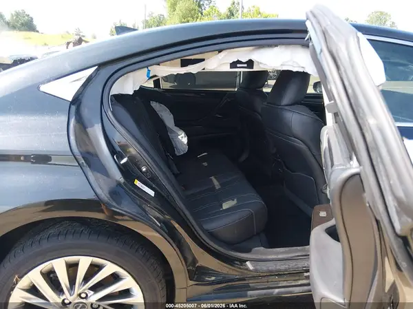 58ABZ1B19KU029863 2019 LEXUS ES - Image 8