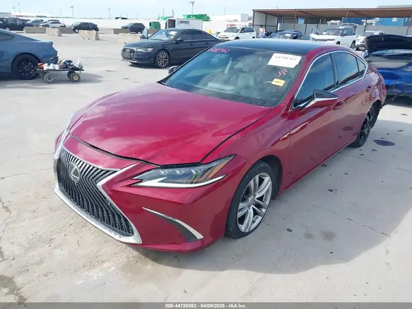 58ABZ1B19KU031631 2019 LEXUS ES - Image 2
