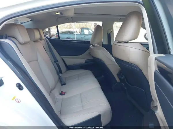 58ABZ1B19KU035436 2019 LEXUS ES - Image 8