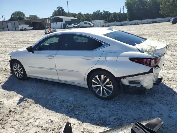 58ABZ1B19KU046260 2019 LEXUS ES - Image 2