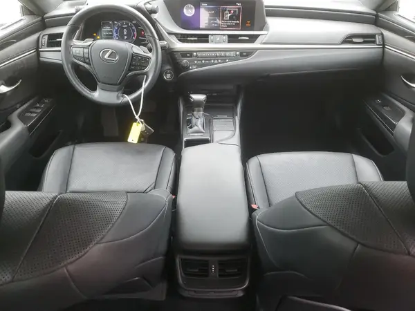 58ABZ1B19KU048879 2019 LEXUS ES - Image 8