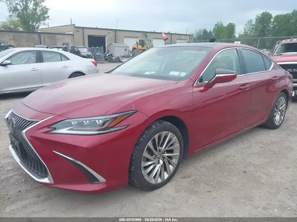 58ABZ1B1XKU001537 2019 LEXUS ES - Image 2