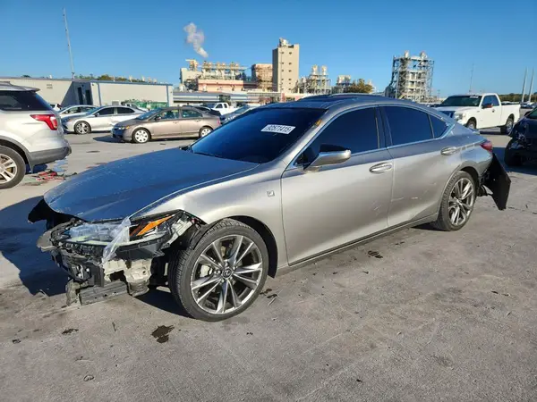 58ABZ1B1XKU003658 2019 LEXUS ES - Image 1