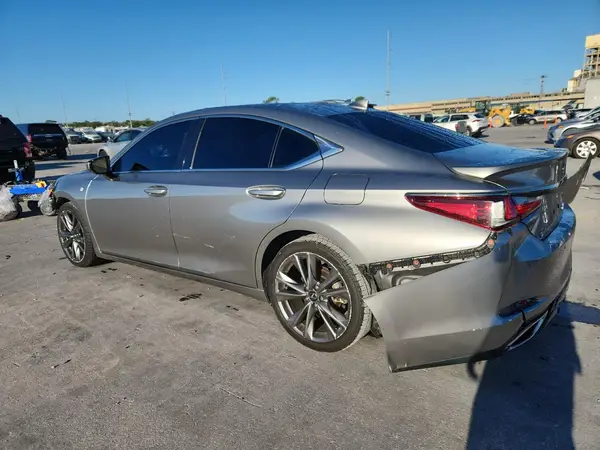 58ABZ1B1XKU003658 2019 LEXUS ES - Image 2