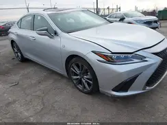 58ABZ1B1XKU004938 2019 LEXUS ES