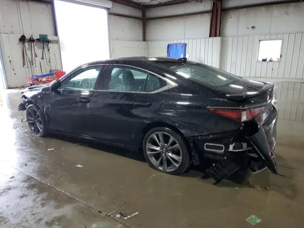 58ABZ1B1XKU011145 2019 LEXUS ES - Image 2