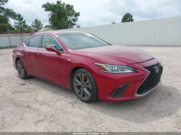 58ABZ1B1XKU019214 2019 LEXUS ES - Image 1