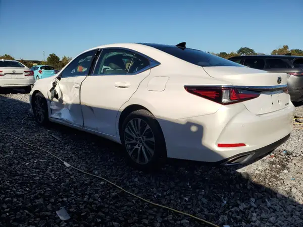 58ABZ1B1XKU030391 2019 LEXUS ES - Image 2