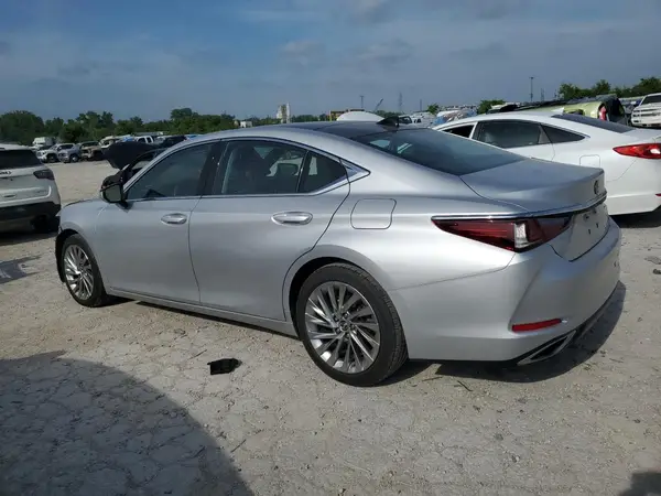 58ABZ1B1XKU030505 2019 LEXUS ES - Image 2