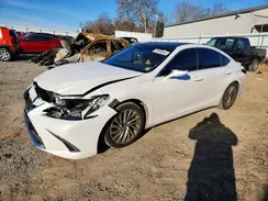 58ABZ1B1XKU030617 2019 LEXUS ES