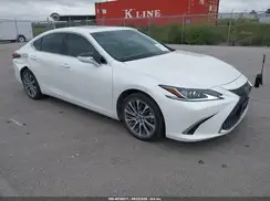 58ABZ1B1XKU030746 2019 LEXUS ES