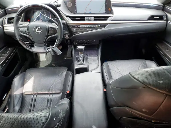 58ABZ1B1XKU032528 2019 LEXUS ES - Image 8
