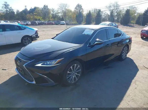 58ABZ1B1XKU038376 2019 LEXUS ES - Image 2